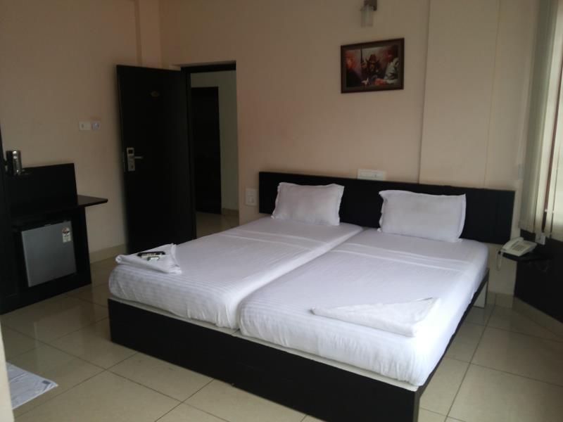 Hotel Sri Krishna Residency Удупи Екстериор снимка